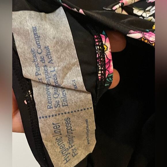 KENNETH COLE REACTION Bloomin Beauty One-piece Swimsuit - NWT - 1X - Picture 10 of 10